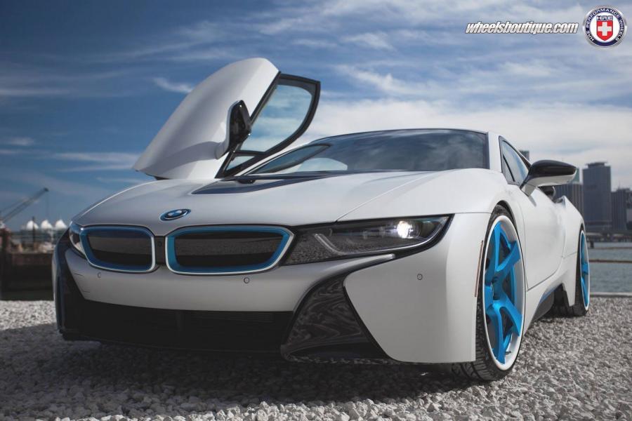  BMW i8 by Wheels Boutique 2015 года  (фото 11 из 18)